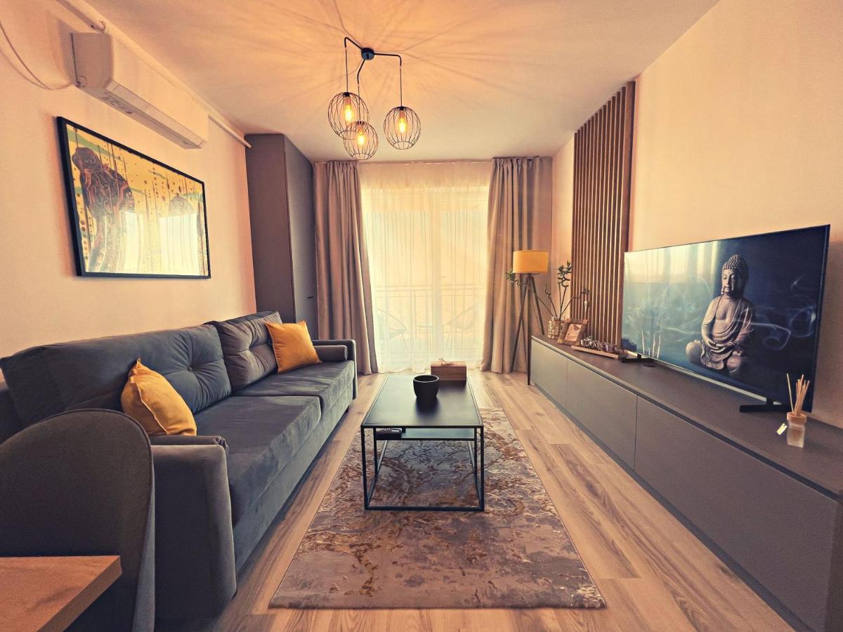 Panoramic Forest View Apartment Dumbravita  Bagian luar foto