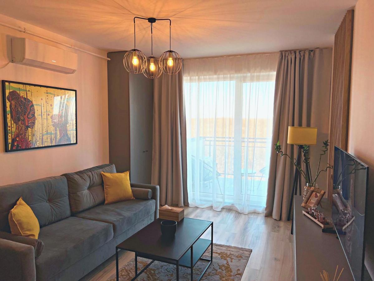 Panoramic Forest View Apartment Dumbravita  Bagian luar foto